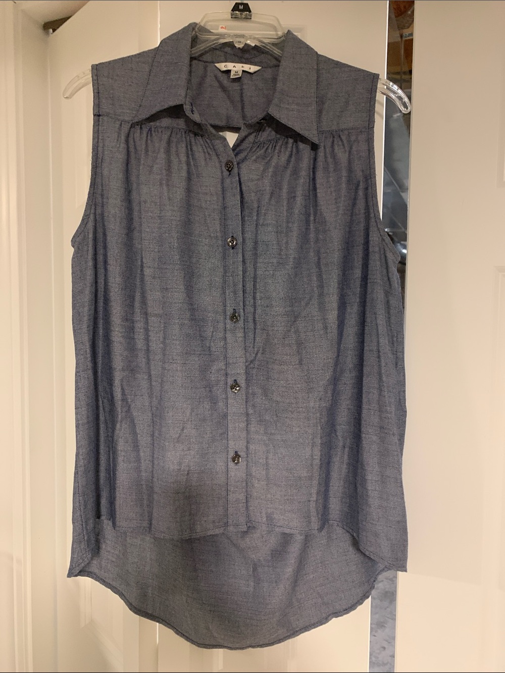 Cabi Sleeveless Button-Front Chambray Top - Blue